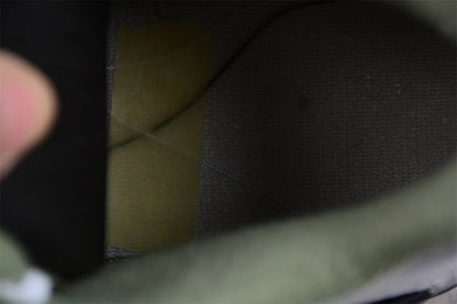 Air Jordan 4 Seeschaum 