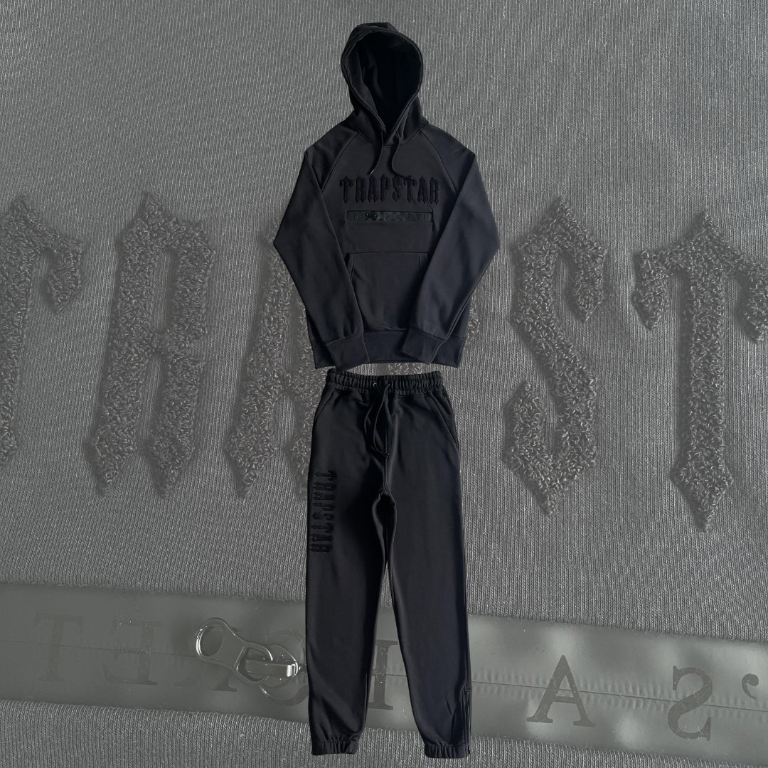 Trapstar Trainingsanzug Chenille Decording Black Out 
