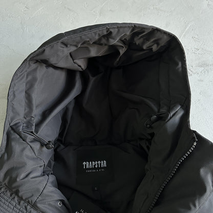 Trapstar Decoded Pufferjacke mit Kapuze 2.0 Schwarz / Infrarot 