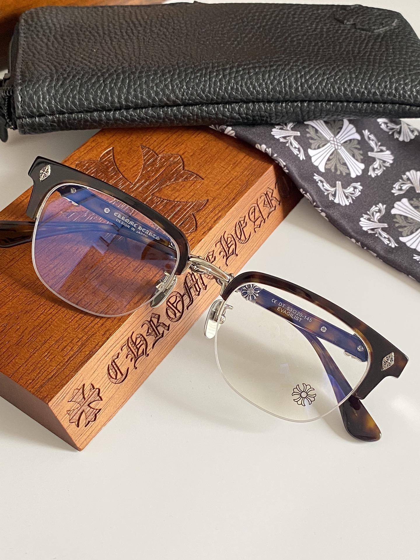 Occhiali Crome Hearts