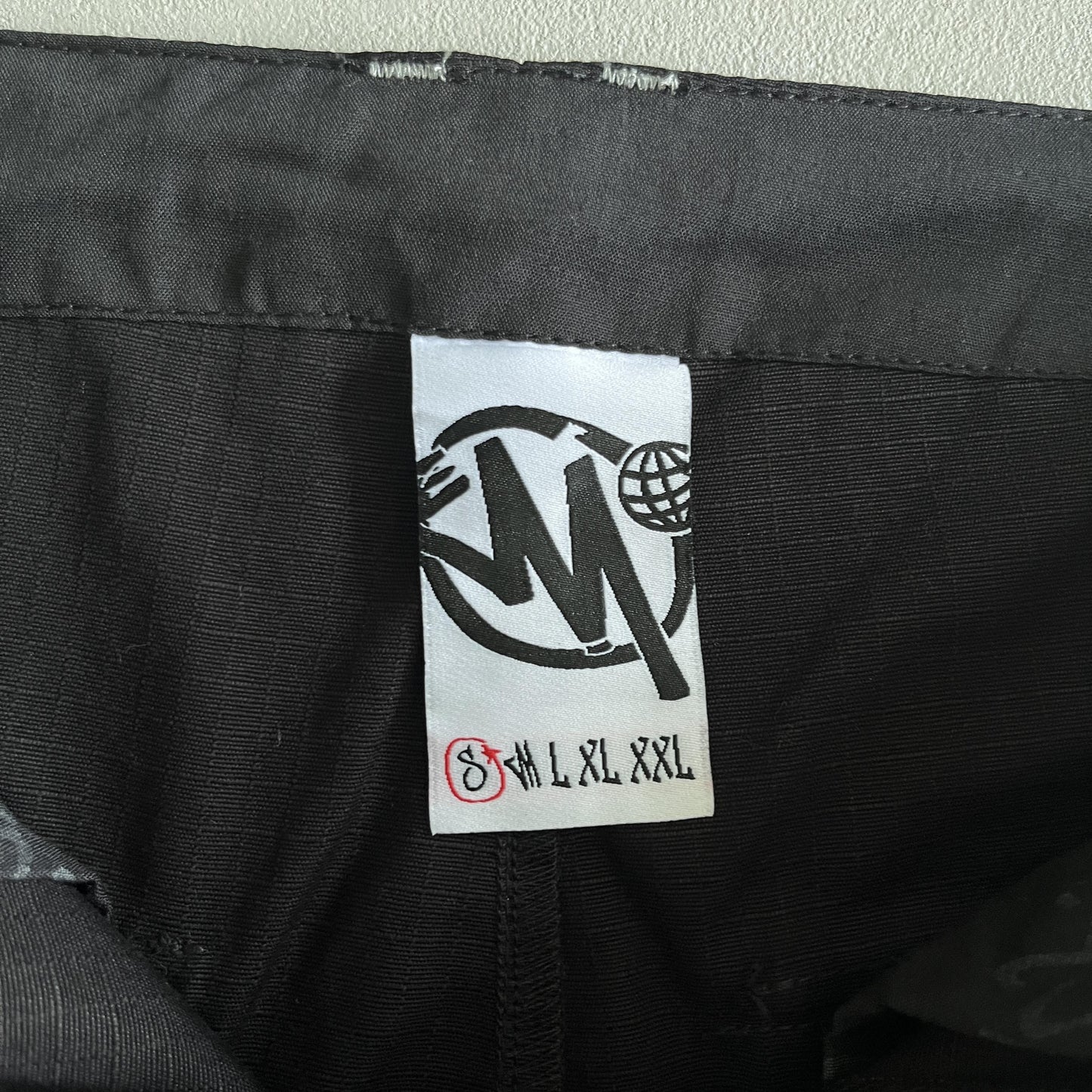 Minus Two Cargo-Shorts