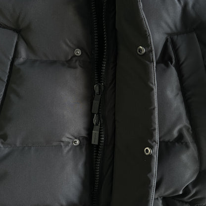 Trapstar Decoded Pufferjacke mit Kapuze 2.0 Schwarz / Infrarot 