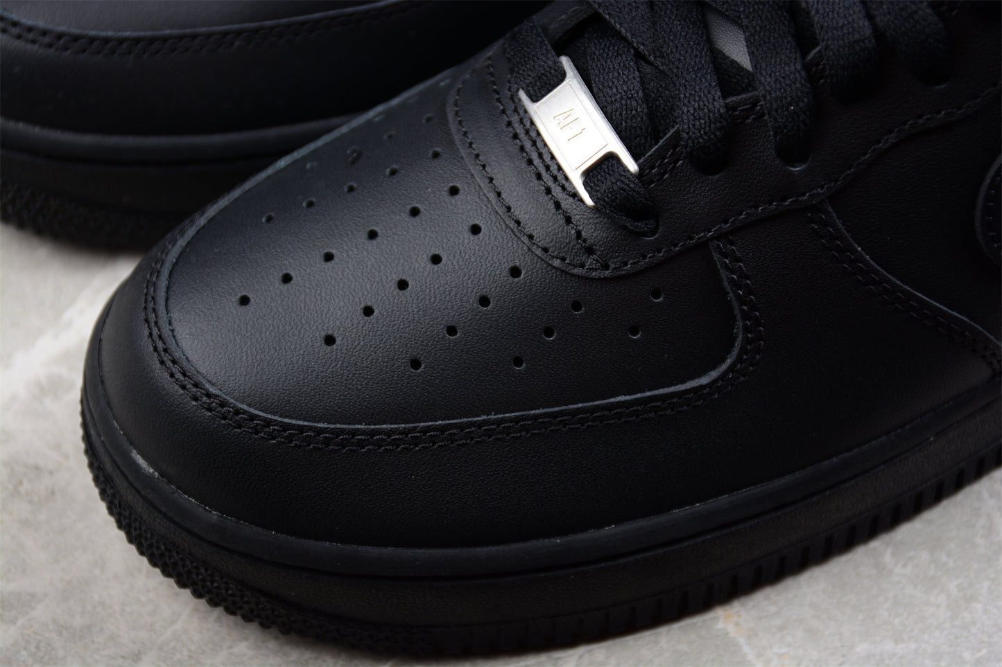 Air Force 1 AllBlack 