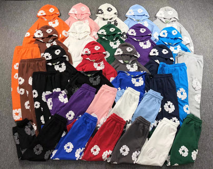 Il denim strappa la ghirlanda di cotone