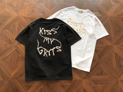 Maglietta con lacrime di denim 