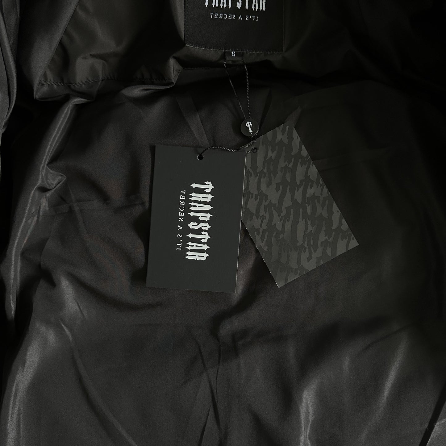 Trapstar Decoded Arch Pufferjacke Schwarz 