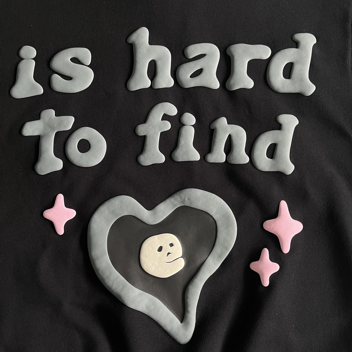 Broken Planet True Love Kapuzenpullover 