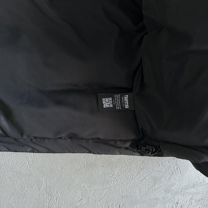 Trapstar Decoded Pufferjacke mit Kapuze 2.0 Schwarz / Infrarot 