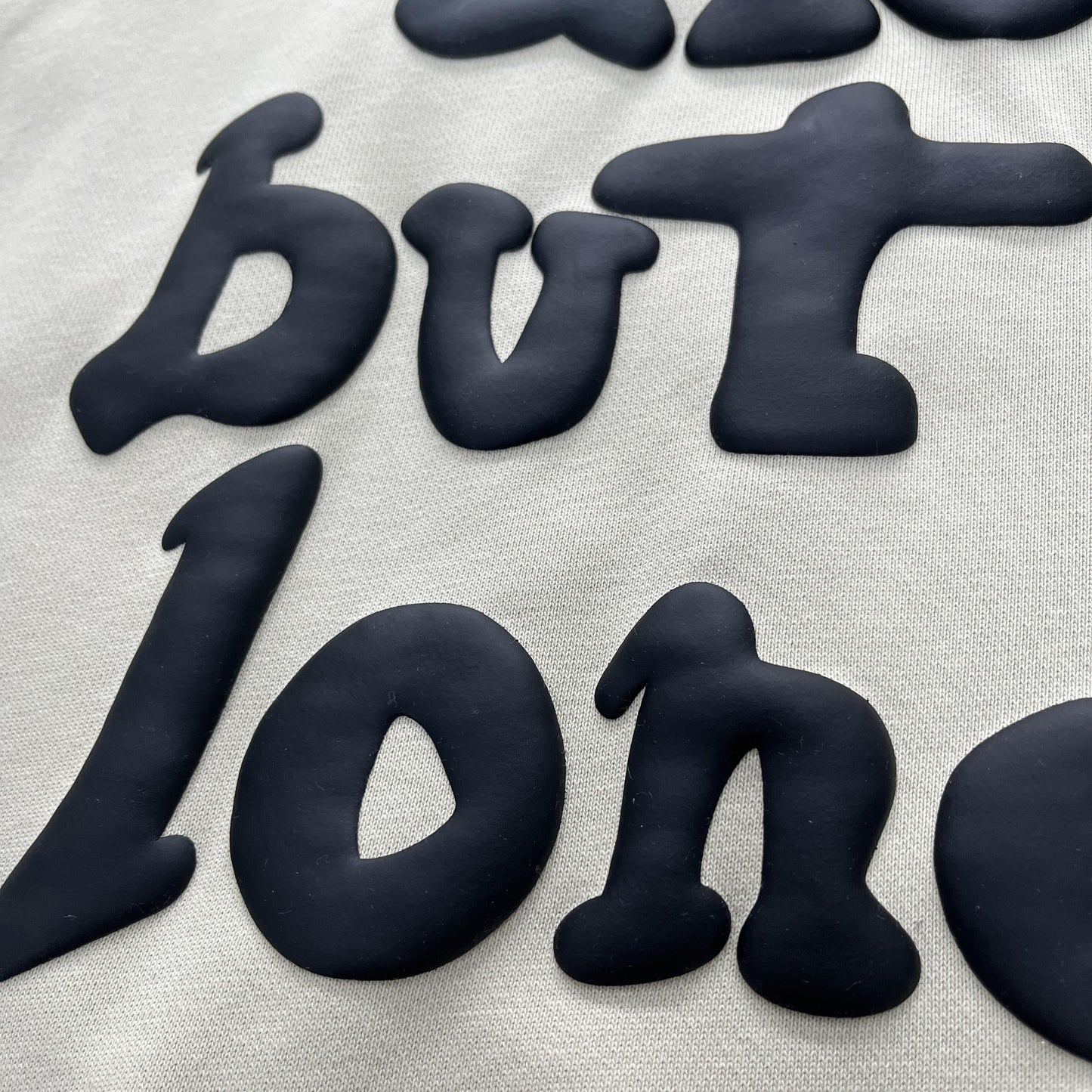 Broken Planet – Allein, aber nicht einsam – Kapuzenpullover 