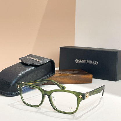 Brille mit verchromten Herzen