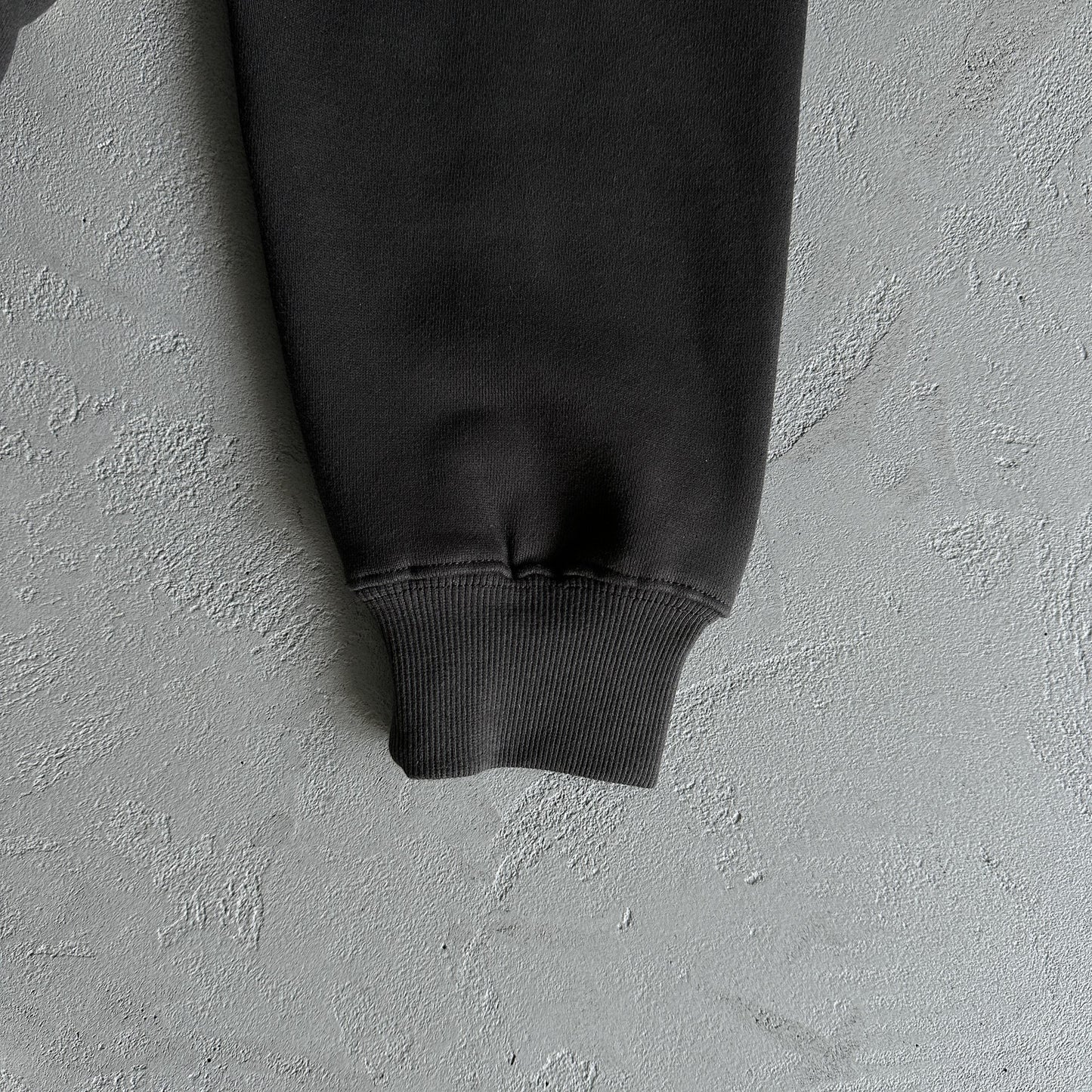 Broken Planet – Flucht in die Zukunft – Kapuzenpullover 