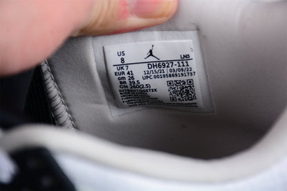 Air Jordan 4 Militär Schwarz 