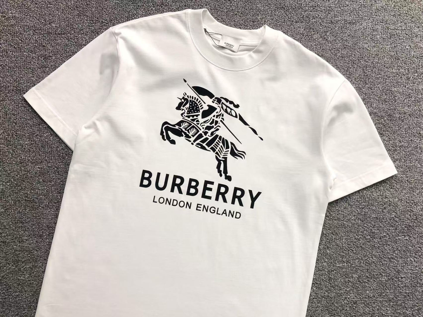 Burberry T-Shirt 