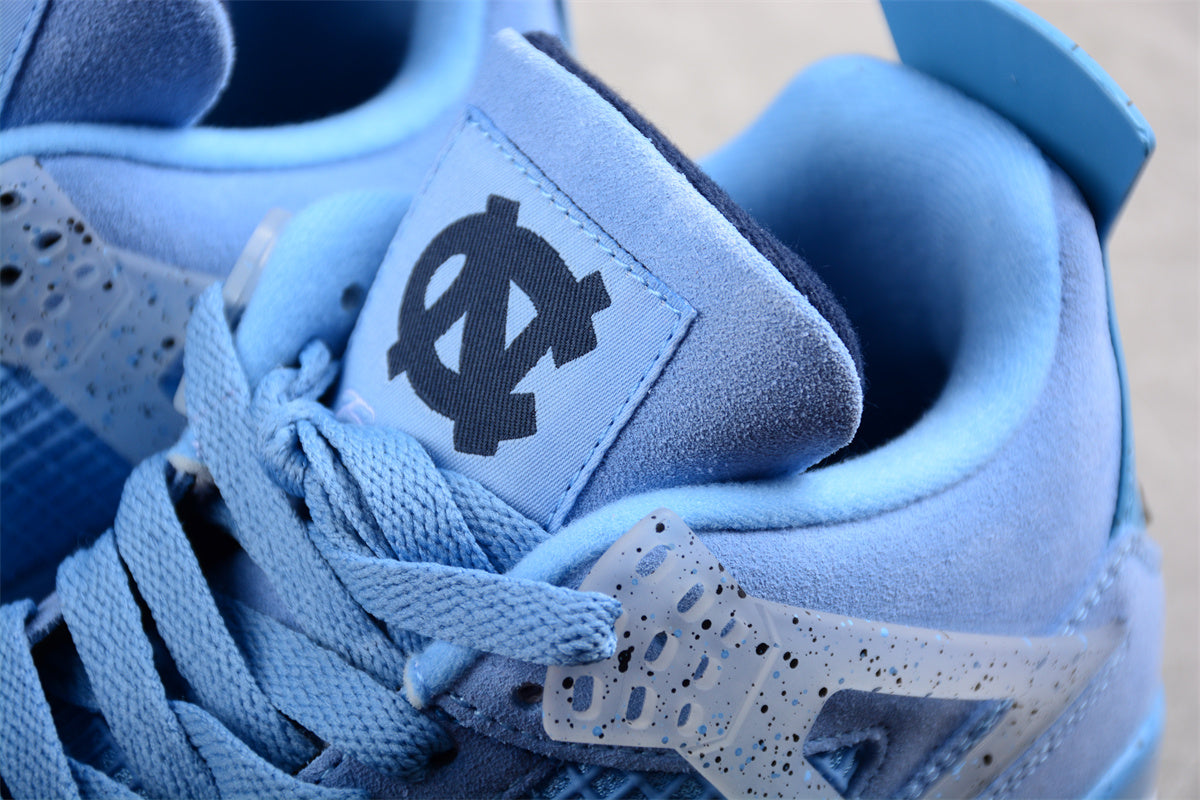 AIR JORDAN 4 RETRO "NCAA PE - UNC" 