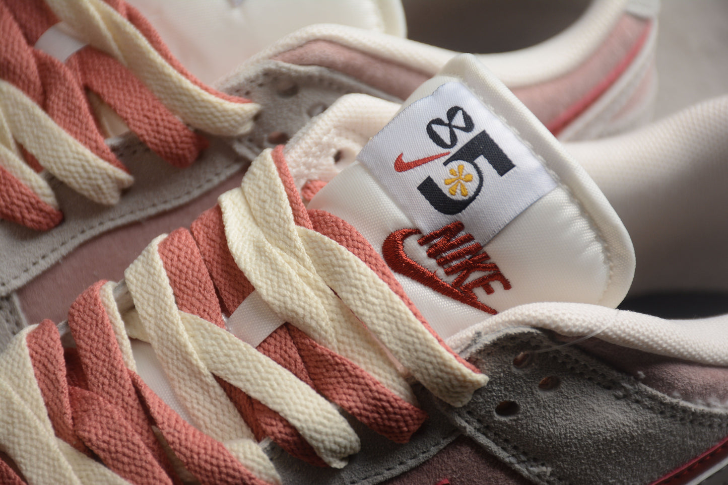 Nike Dunk Low SE 85 Rabbit Biscuit 