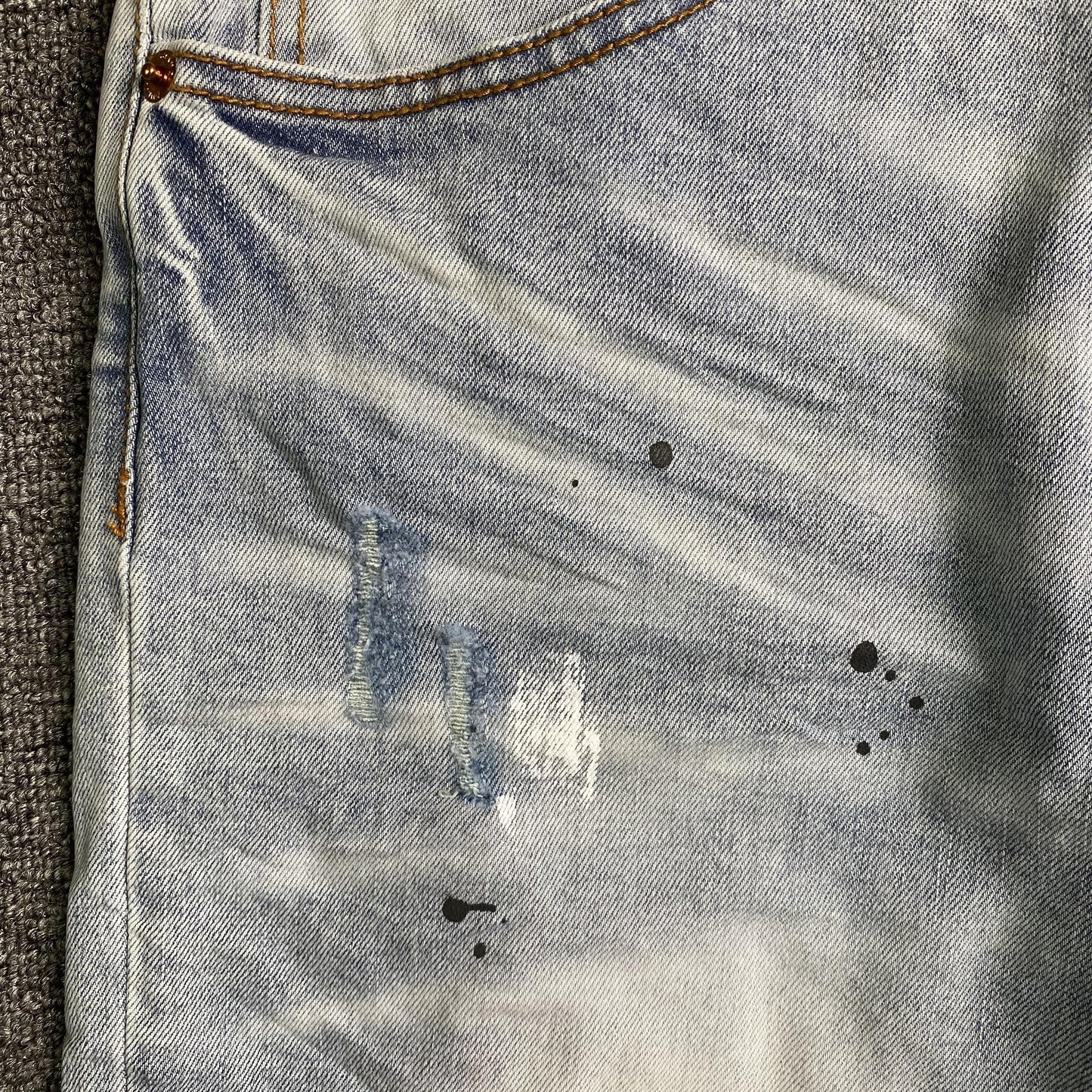 Schmale Jeans der Marke Purple Brand