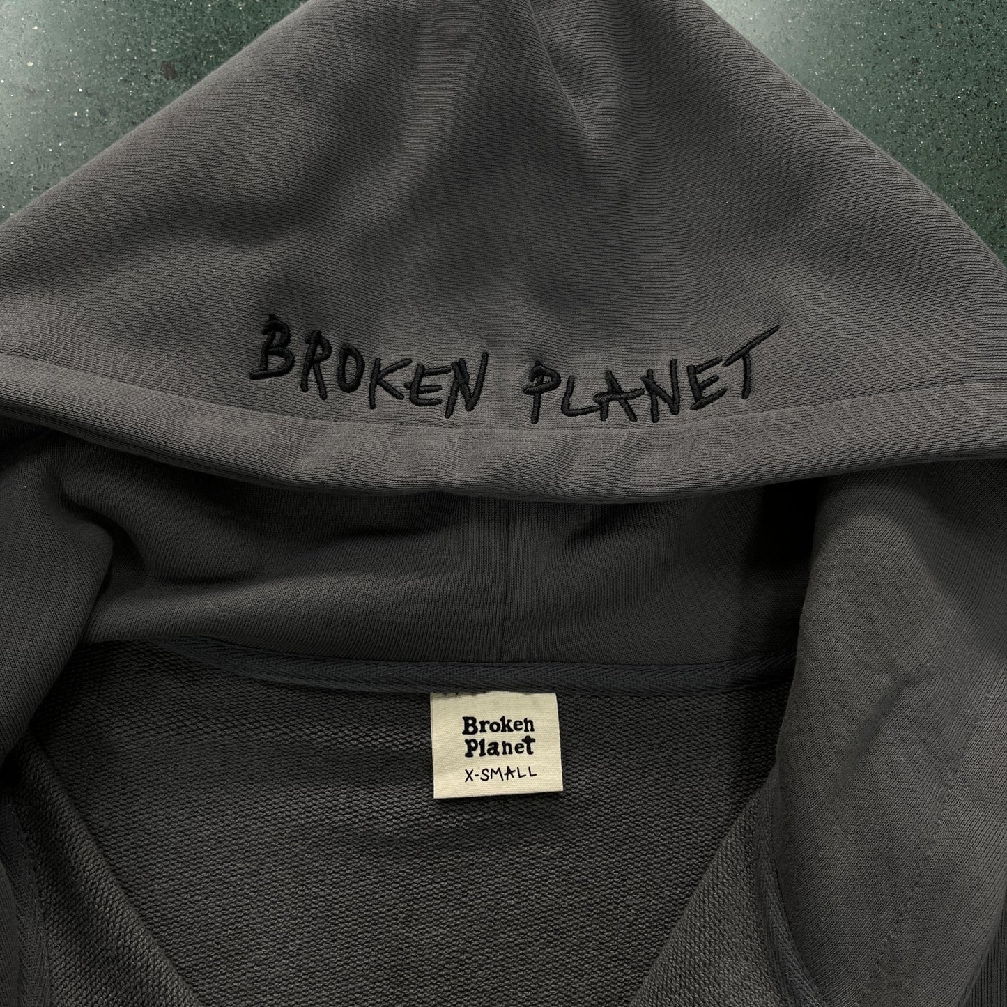 Broken Planet Planet Kapuzenpullover mit Reißverschluss 