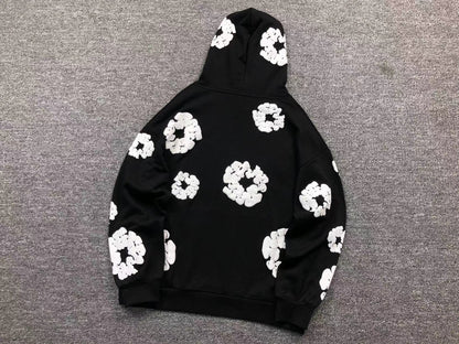 Il denim strappa la ghirlanda di cotone