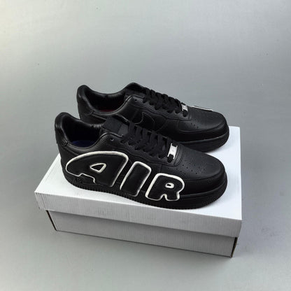 Mercato delle pulci di Cactus Plant x Air Force 1 