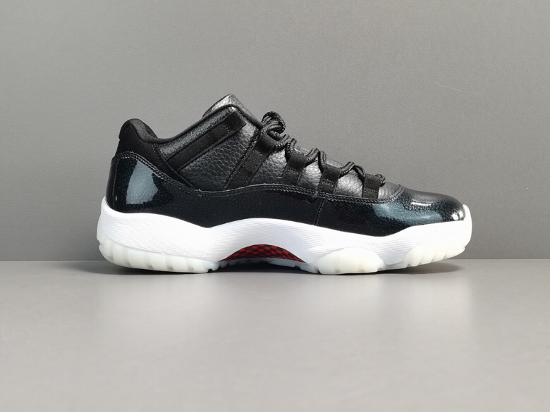 Air Jordan 11 Low "72-10" 