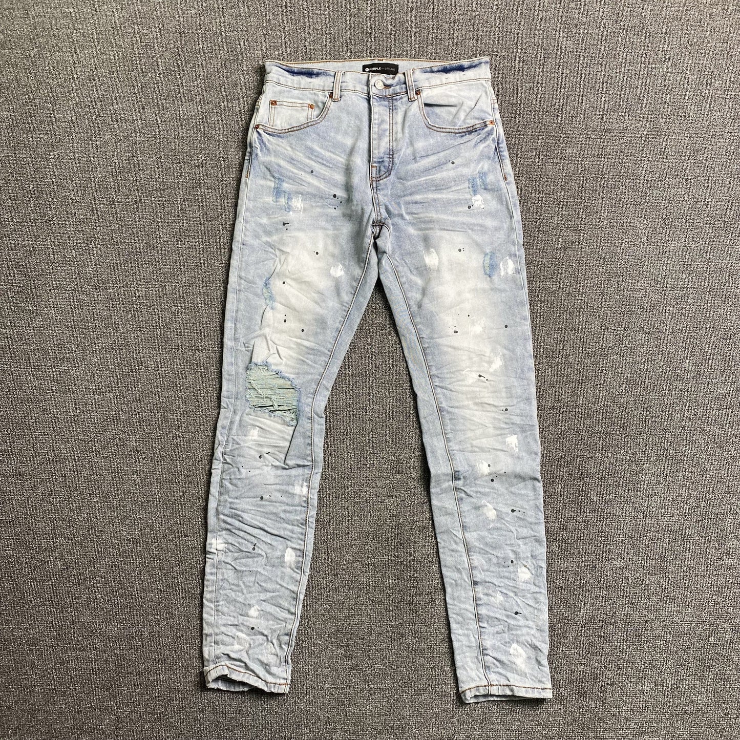 Schmale Jeans der Marke Purple Brand