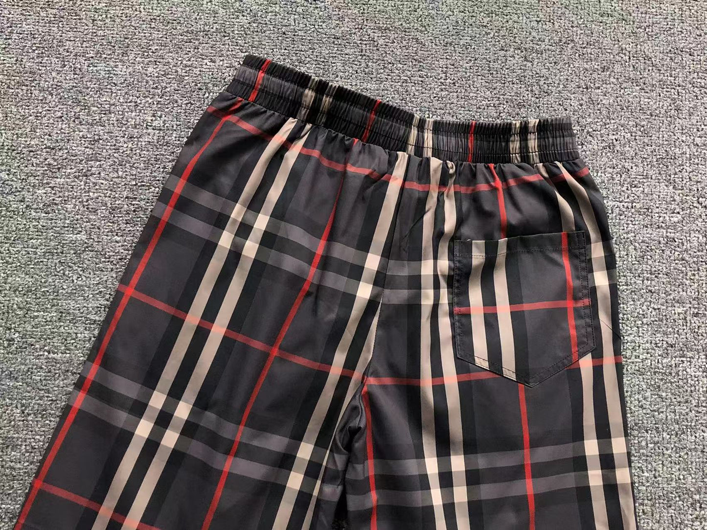 Pantaloncini Burberry 