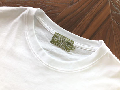 Maglietta con lacrime di denim 