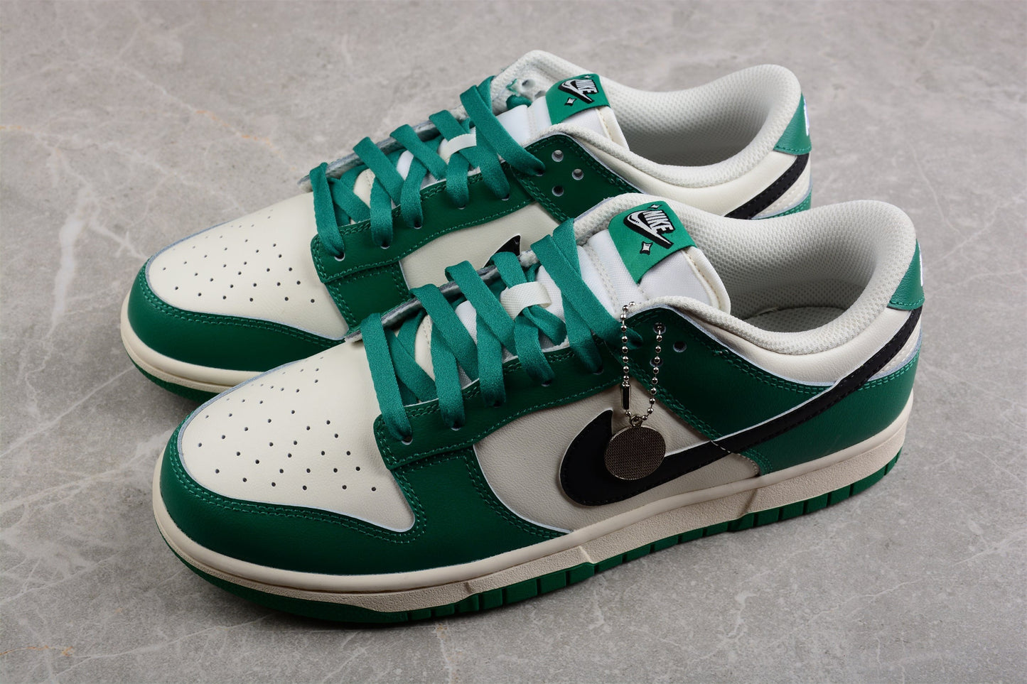 Nike Dunk Low SE Lottery Pack Verde Malachite 