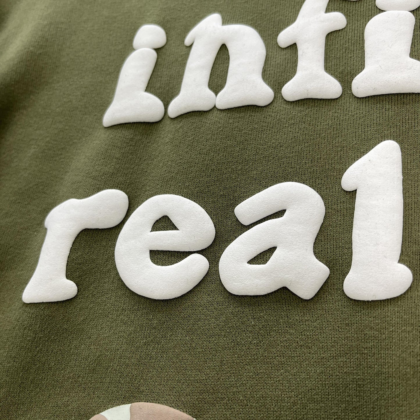 Broken Planet Infinite Realities Kapuzenpullover 