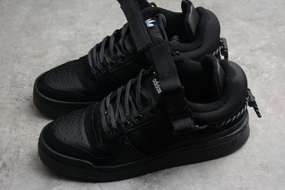 Adidas x BadBunny Forum Schwarz 