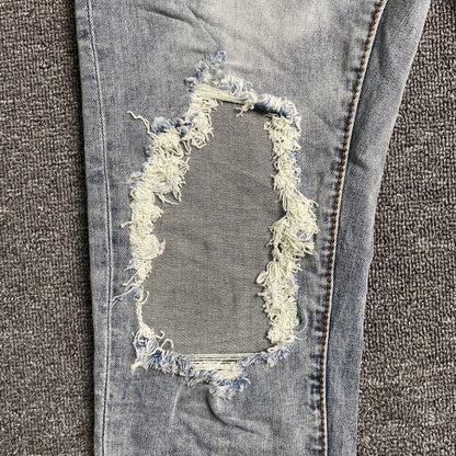 Schmale Jeans der Marke Purple Brand