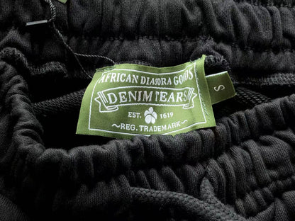 Pantaloncini di jeans strappati 