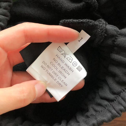 Pantaloncini con strappi in denim 