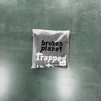 Broken Planet – Gefangen in der Zeit – Kapuzenpullover 