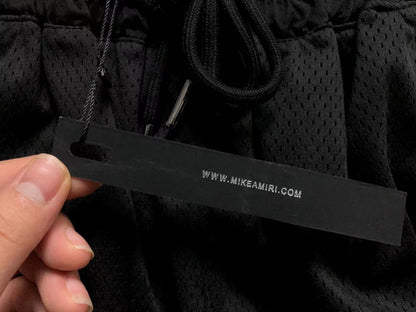 Pantaloncini e maglietta Amiri