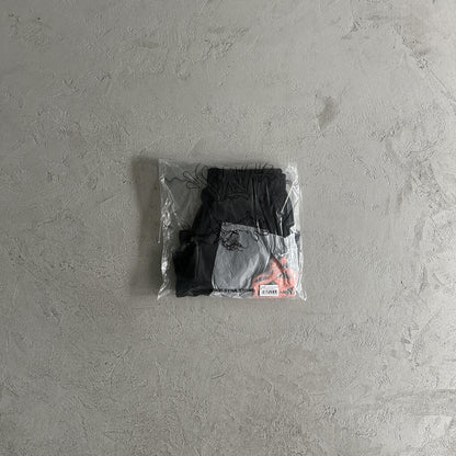 Kurzer Trainingsanzug von Synaworld