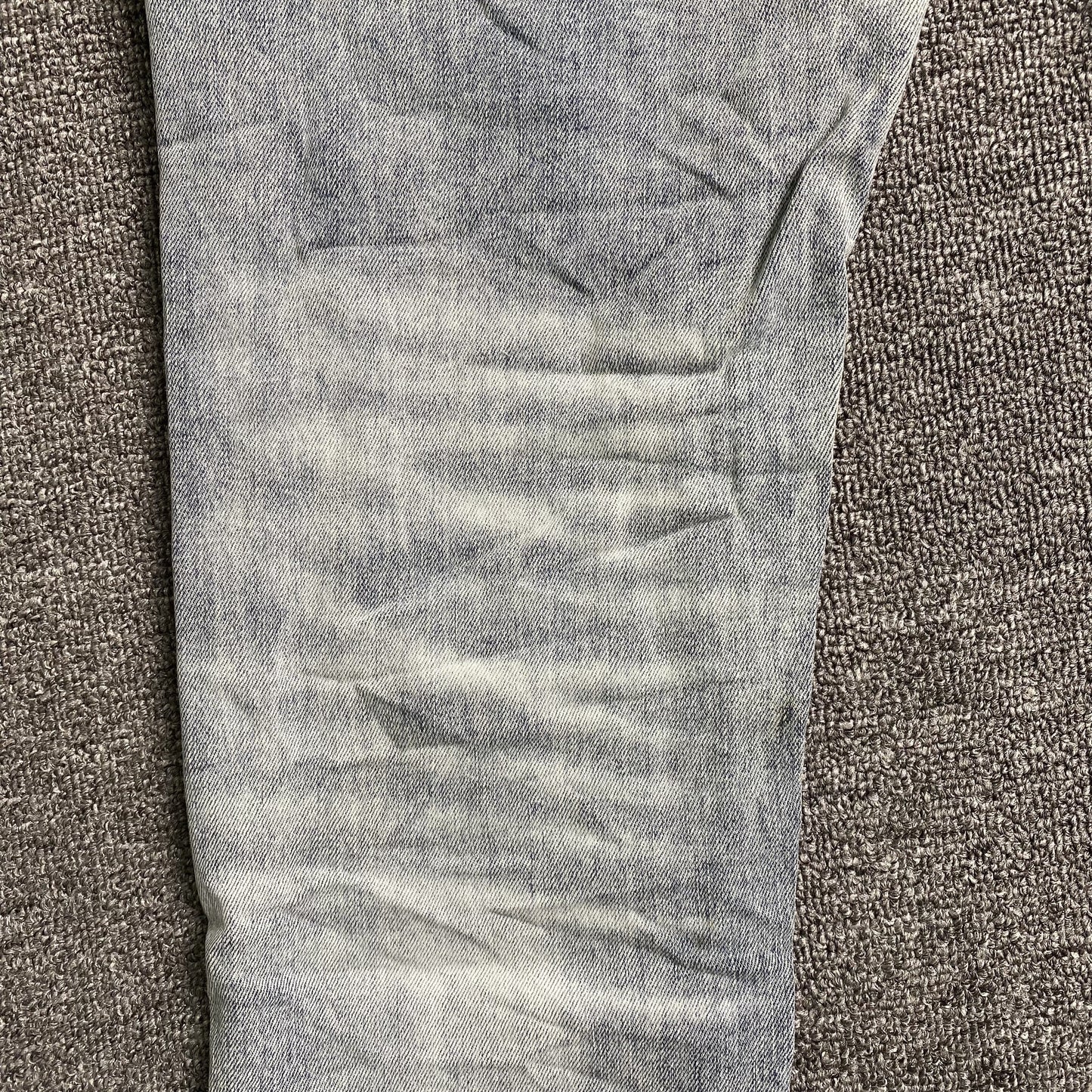 Schmale Jeans der Marke Purple Brand