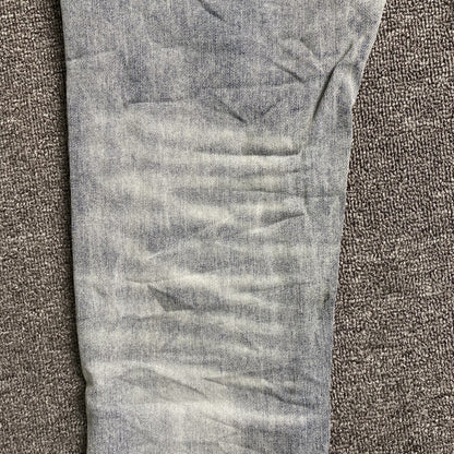 Schmale Jeans der Marke Purple Brand
