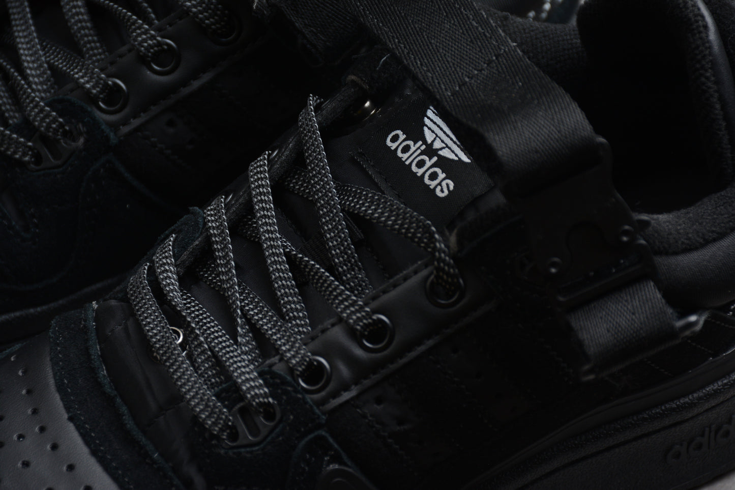 Adidas x BadBunny Forum Schwarz 