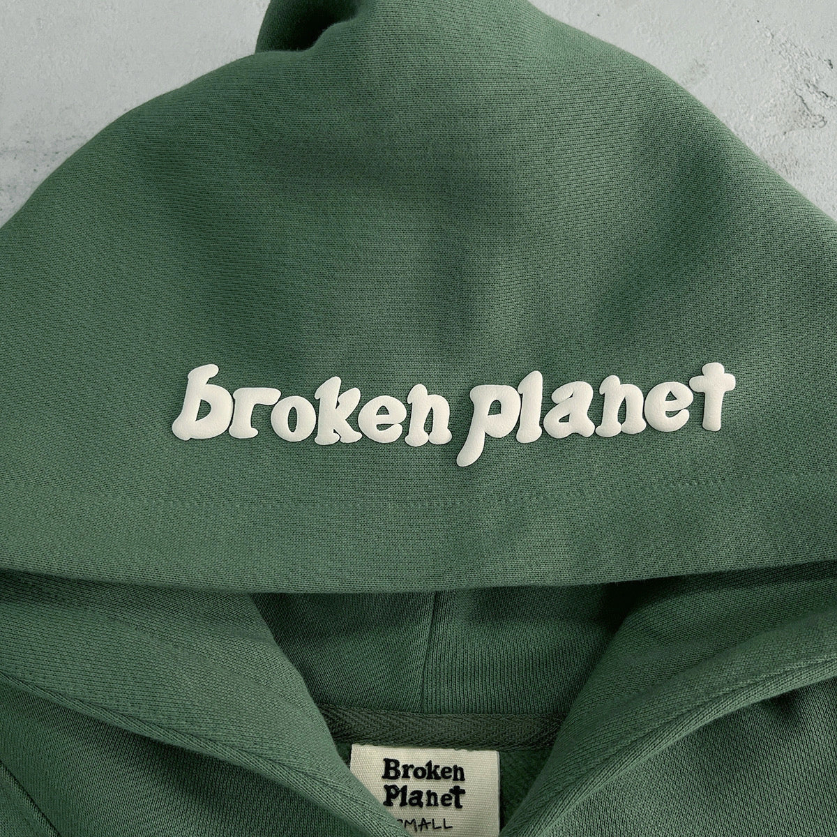 Hoodie mit Weltraumpfaden von Broken Planet 