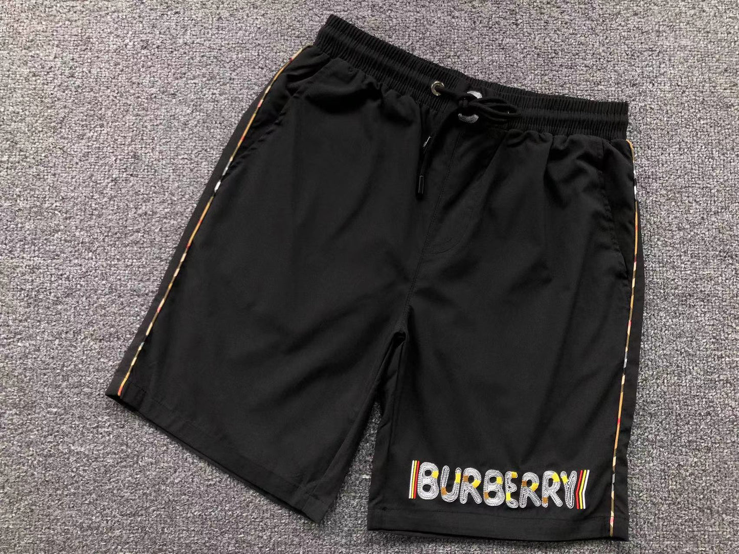 Pantaloncini Burberry