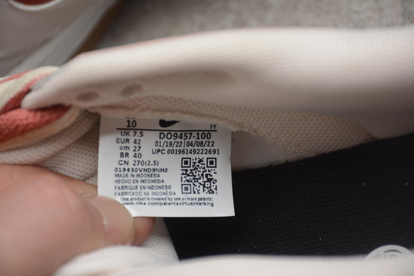 Nike Dunk Low SE 85 Rabbit Biscuit 