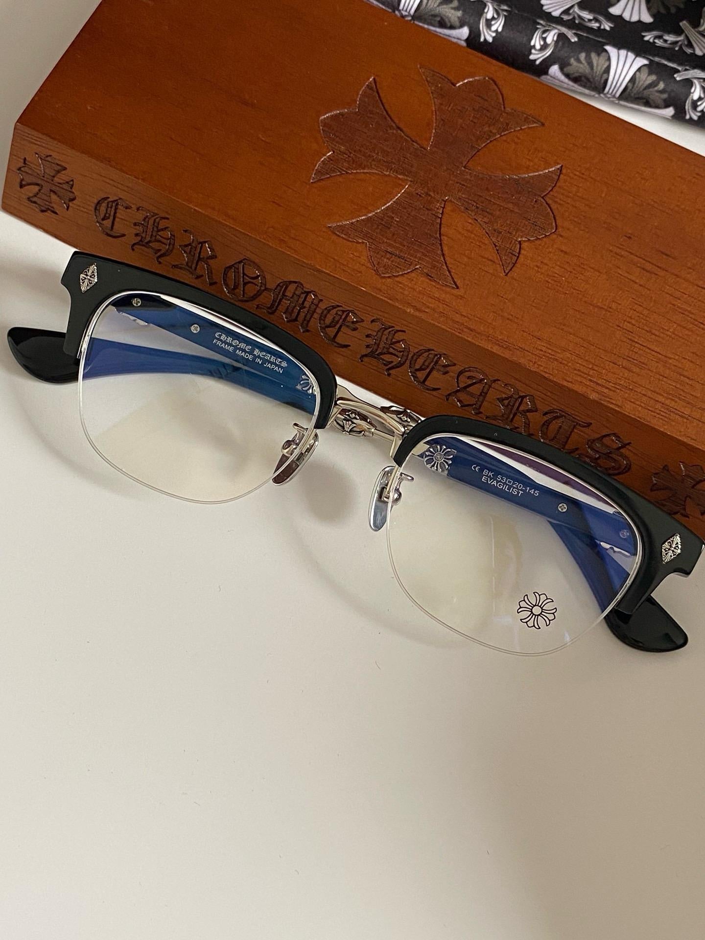 Occhiali Crome Hearts