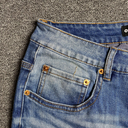 Schmale Jeans der Marke Purple Brand