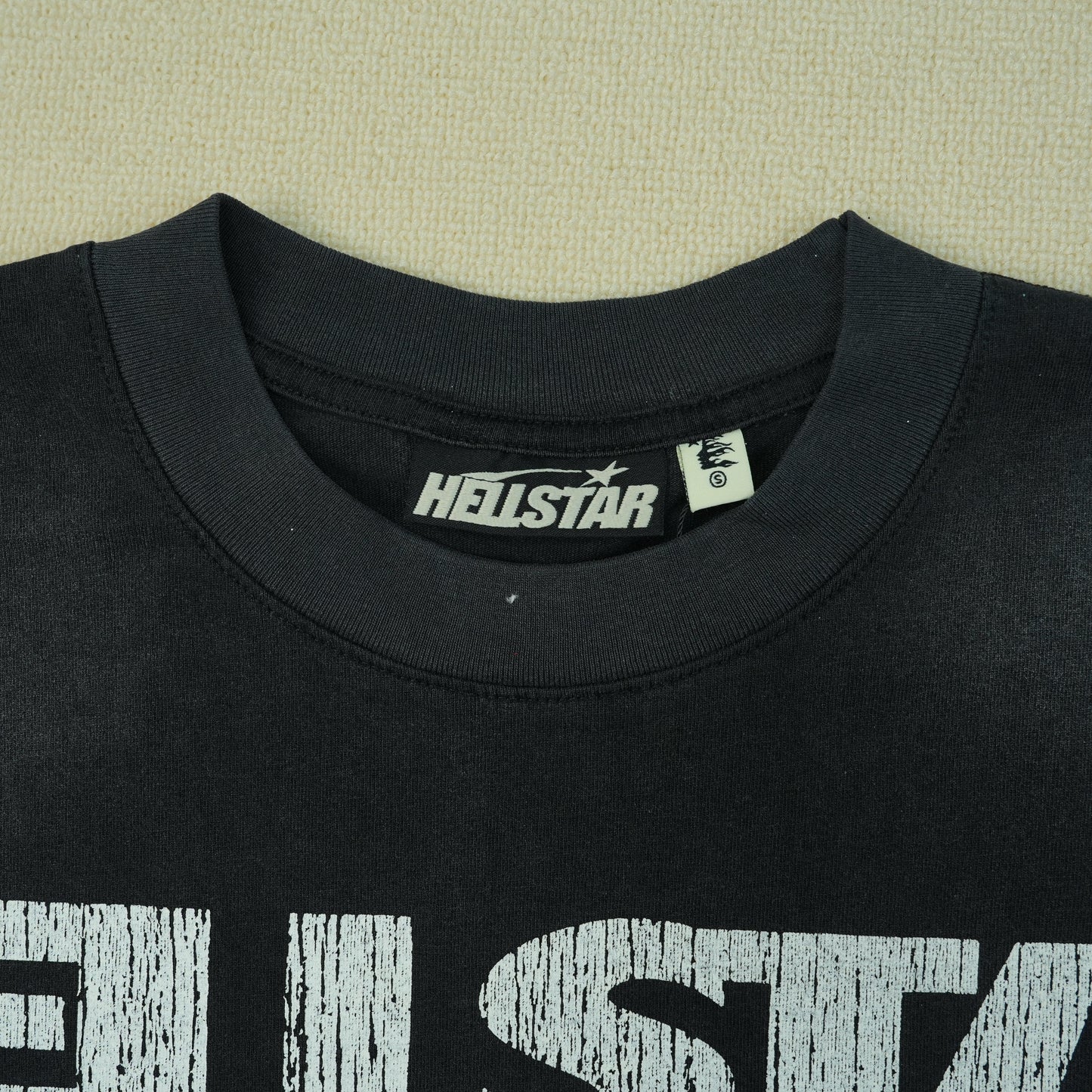 Camiseta Hellstar