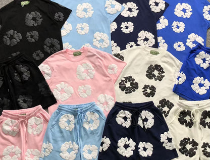 Completo corto con strappi in denim