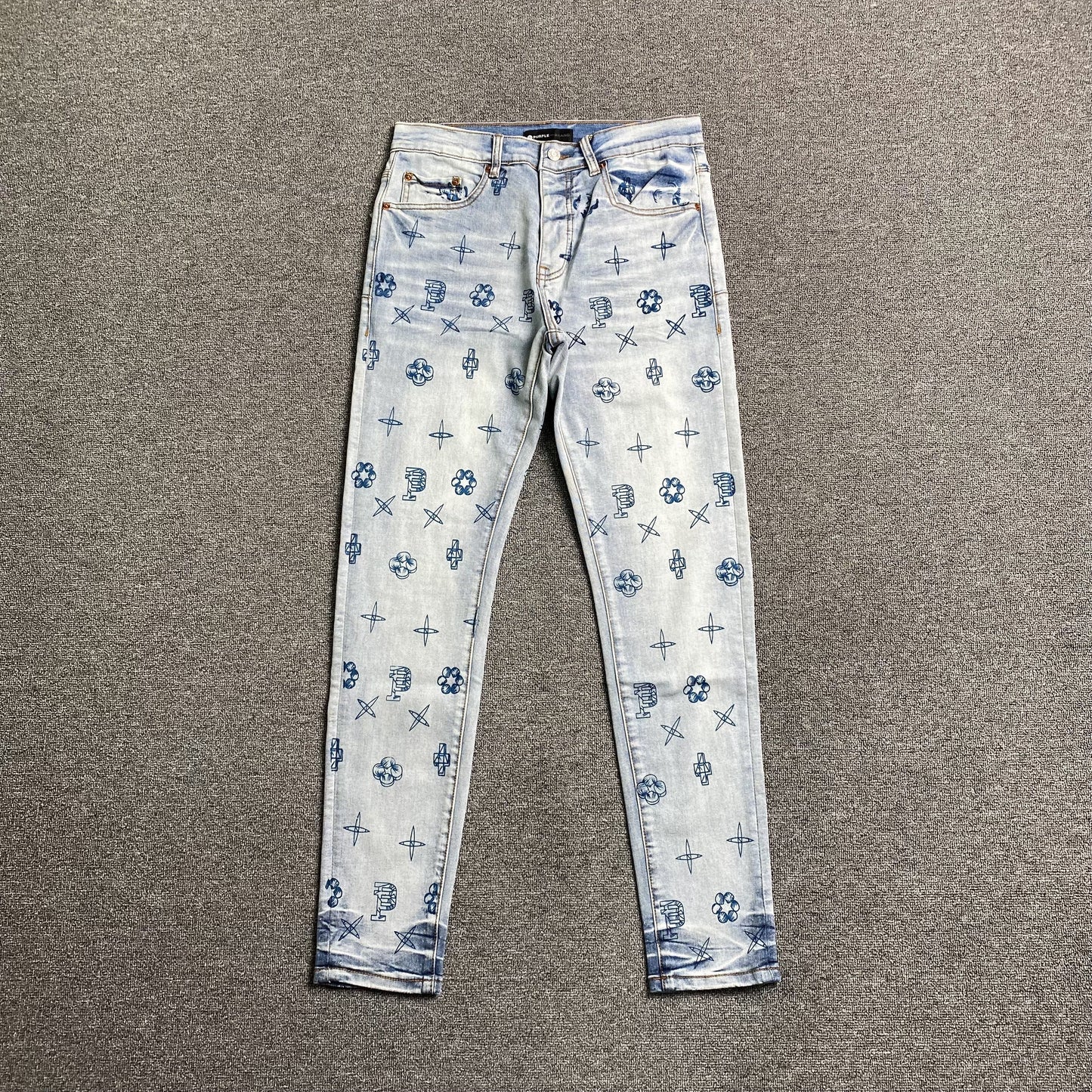 Schmale Jeans der Marke Purple Brand