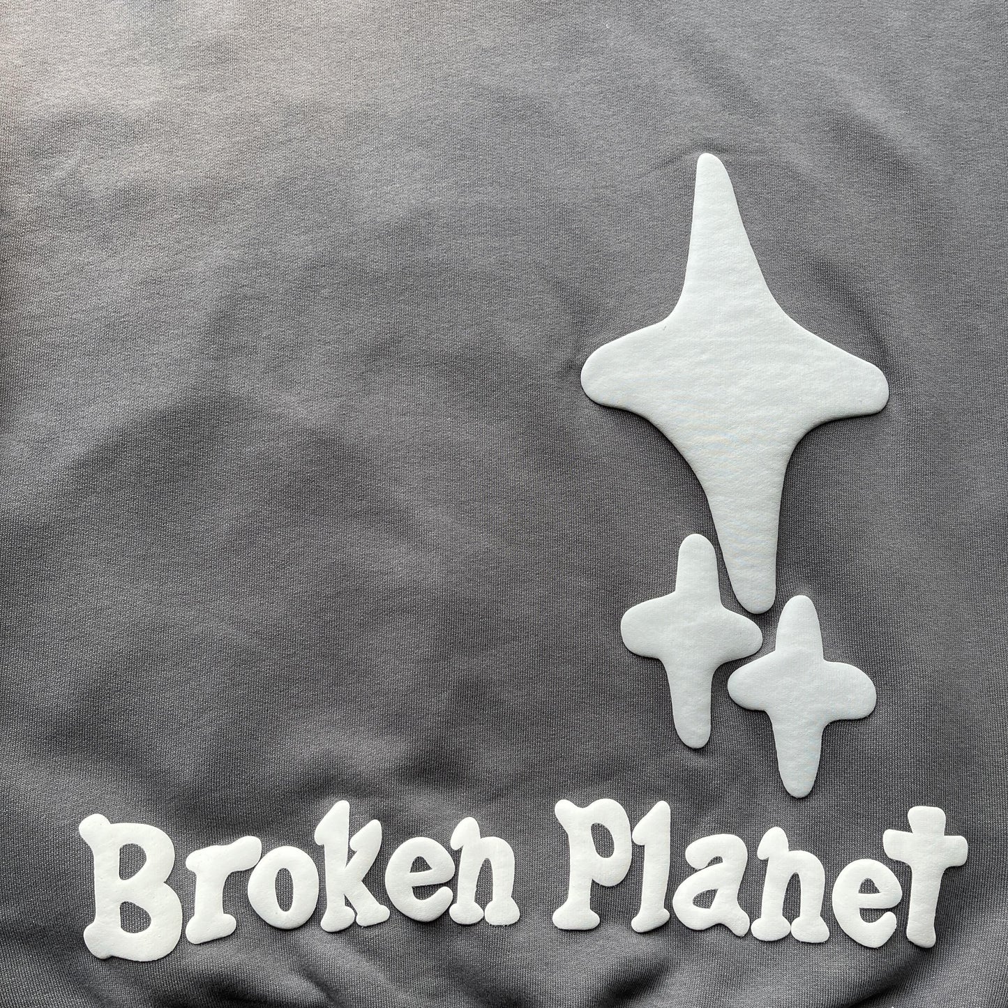 Broken Planet Universe Schwarzes Loch Hoodie 