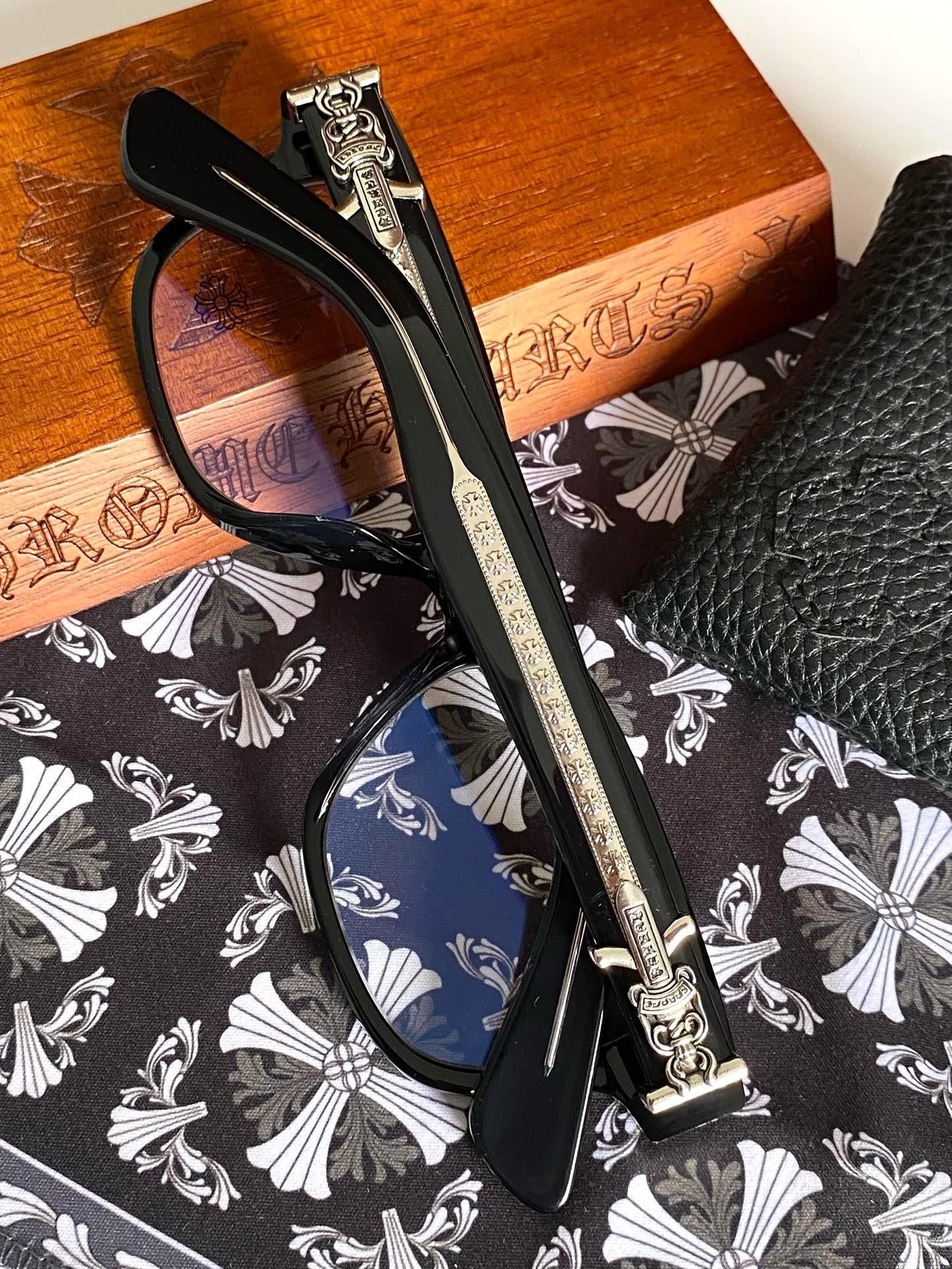 Occhiali Crome Hearts