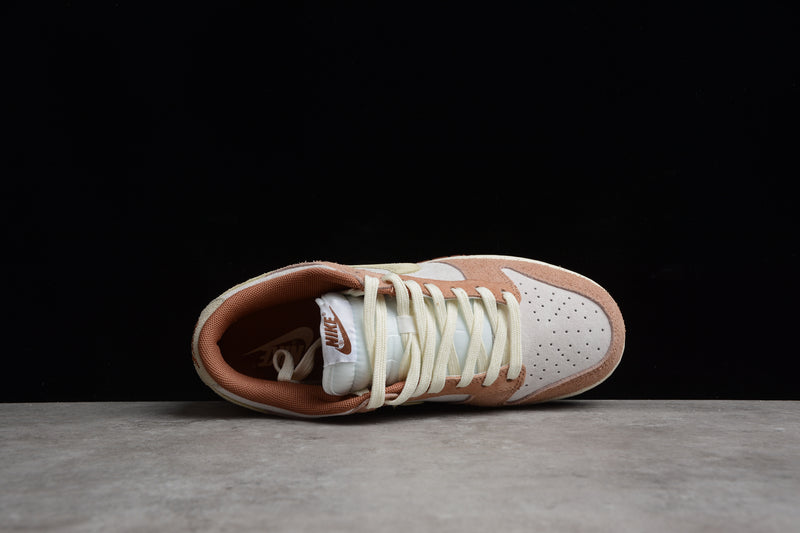 Nike Dunk Low Medium Curry